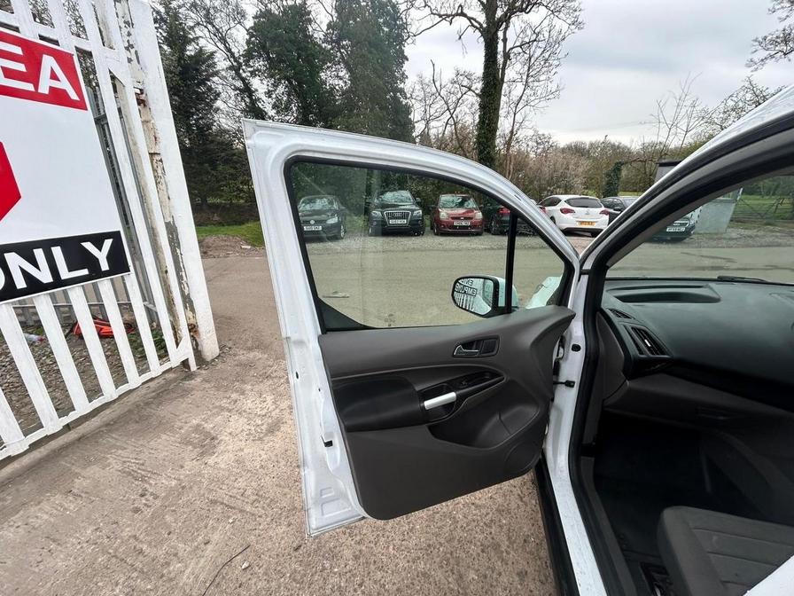 2019 Ford Transit Connect – Model: Transit Connect 240 Limited TDCi – BG69XEL