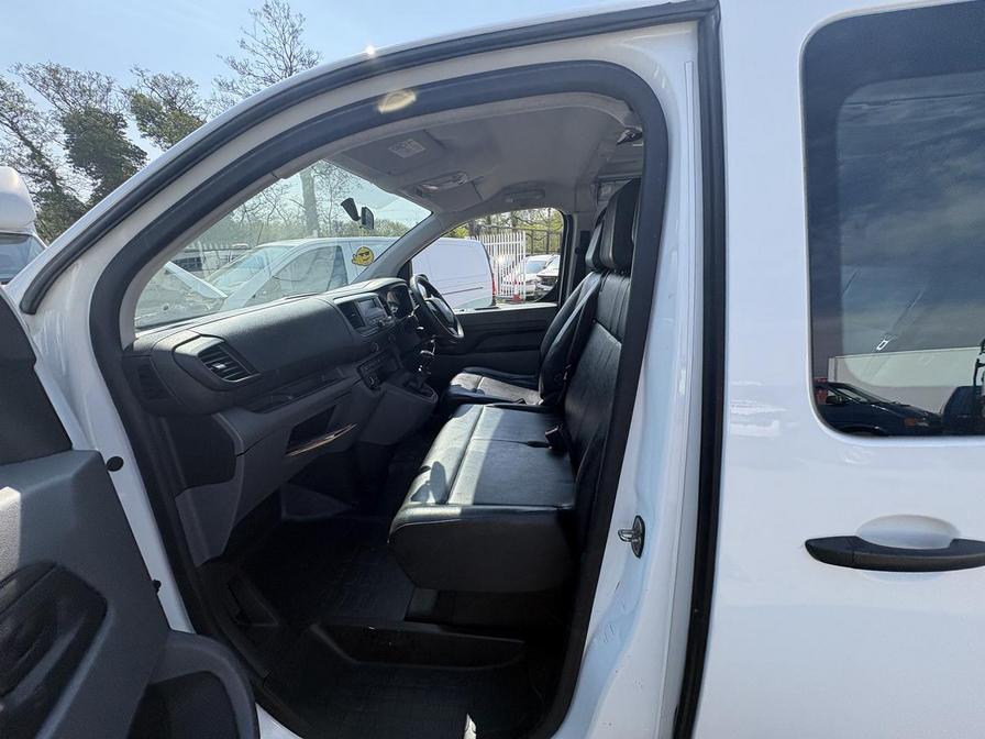 2020 Vauxhall Vivaro – Model: Vivaro  3100 Edition S/S – PE70HVD