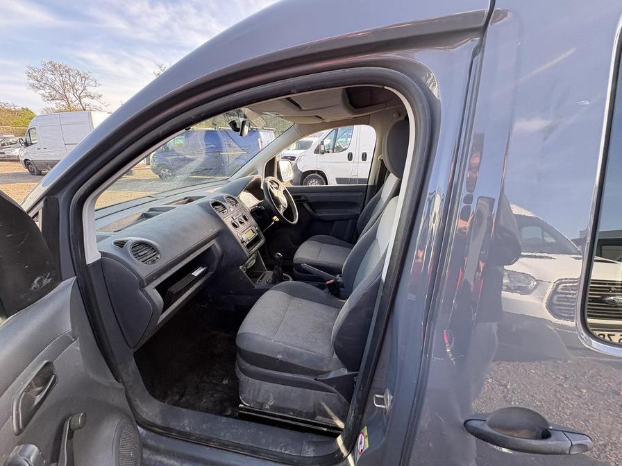 2011 Volkswagen Caddy – Model: Caddy Maxi C20 TDI – RO11KHP