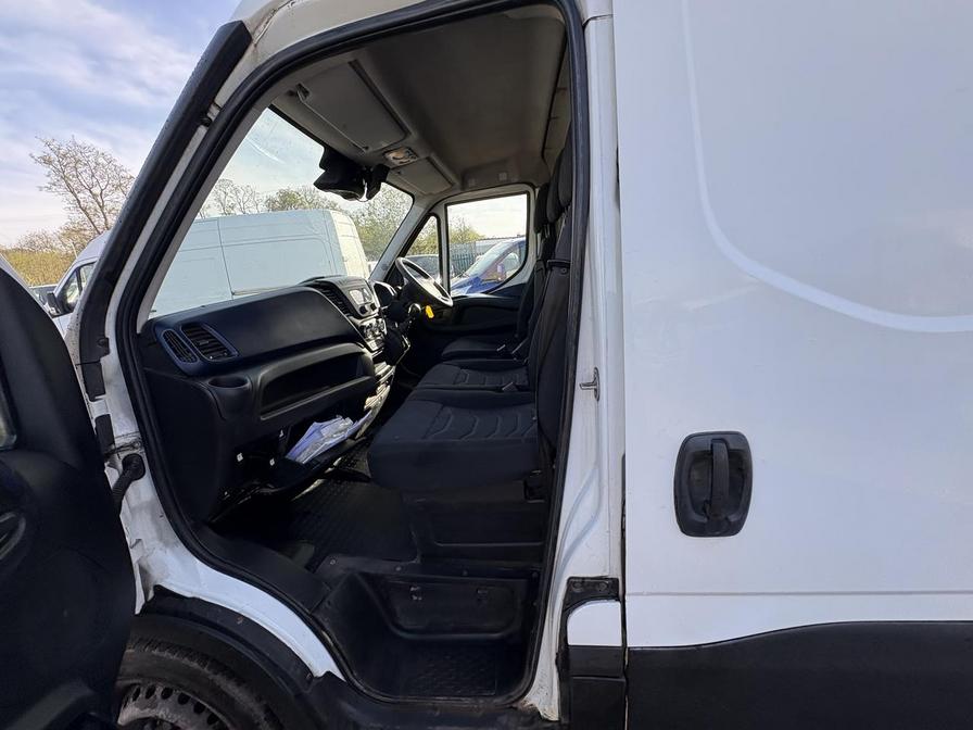 2017 Iveco Daily – Model: Daily 35S14v – WX67VGE