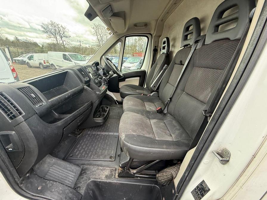 2017 Peugeot Boxer – Model: Boxer 435 Professional L4H2 Blue HDi – CN67FBK