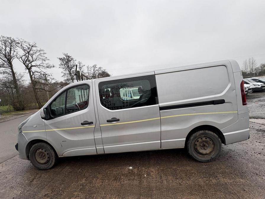 2015 Vauxhall Vivaro – Model: Vivaro  2900 Sportive CDTi – YP15JLU