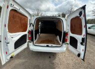 2019 Vauxhall Combo – Model: Combo 2300 Sportive S/S – DP69UPJ