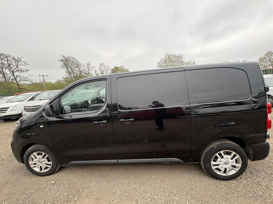 2019 Vauxhall Vivaro – Model: Vivaro 2900 Dynamic S/S – DP69VHY