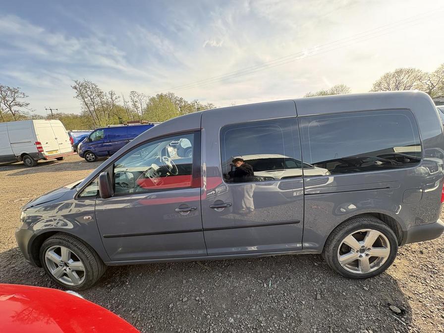 2011 Volkswagen Caddy – Model: Caddy Maxi C20 TDI – RO11KHP