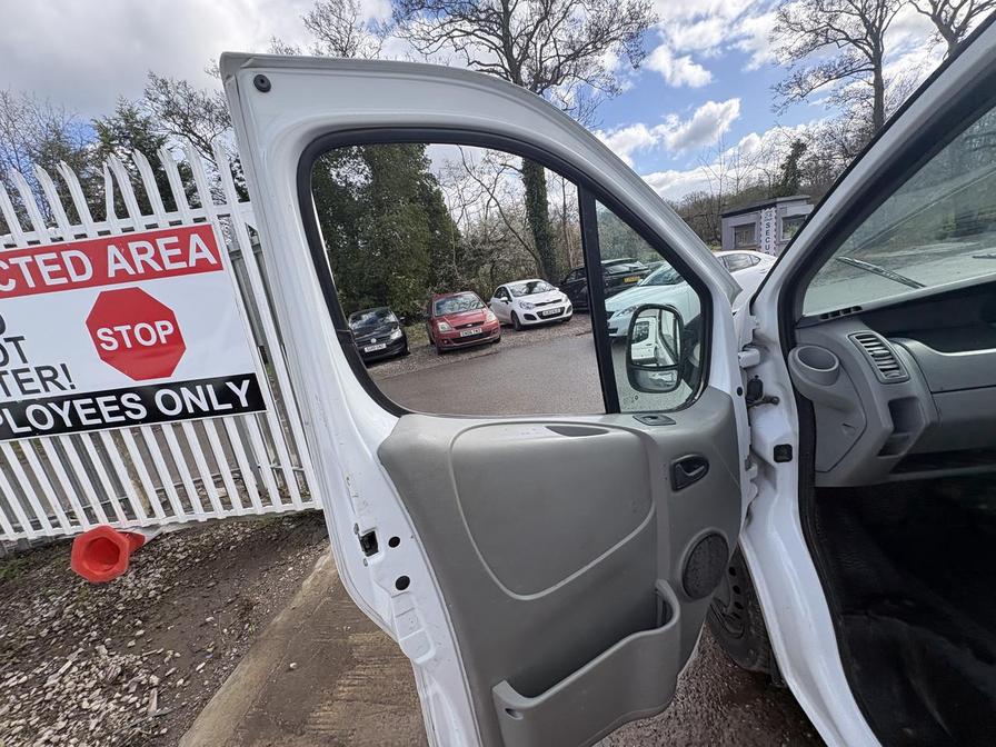 2014 Renault Trafic – Model: Trafic SL27 dCi – LB14OLM
