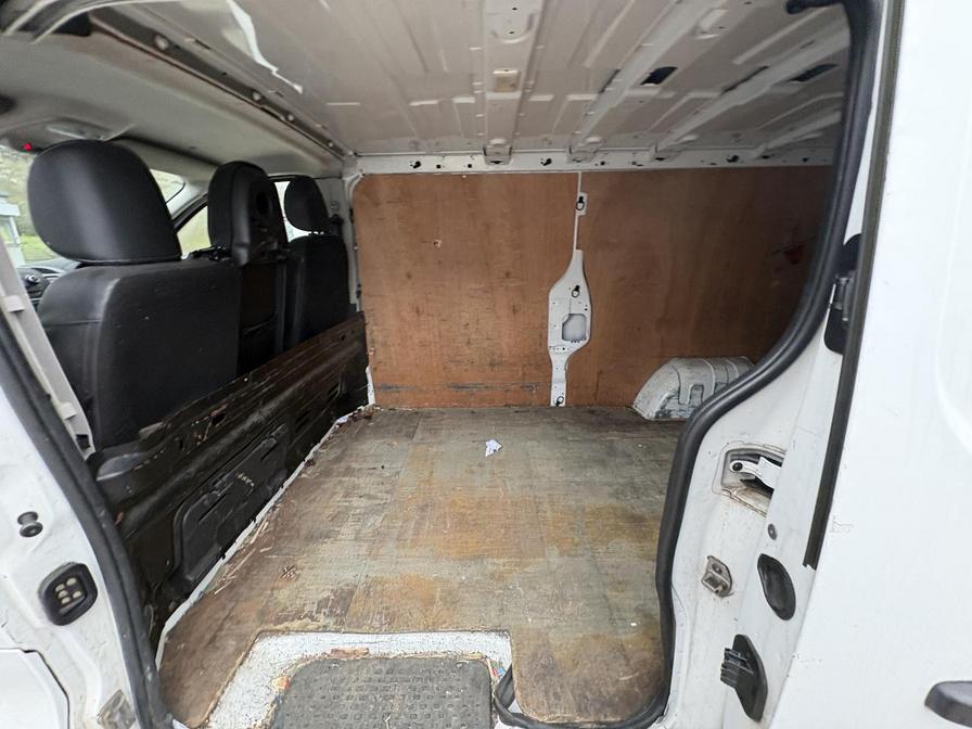 2017 Vauxhall Vivaro – Model: Vivaro  2900 Sportive CDTi – DN67TKU