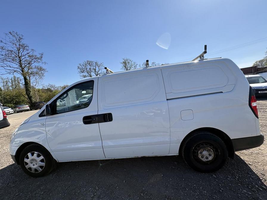 2011 Hyundai iLoad – Model: iLoad Classic CRDi 116 – FV11JSX