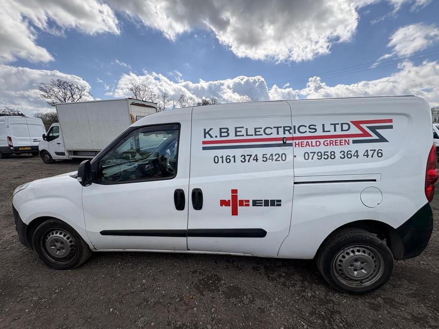 2018 Vauxhall Combo – Model: Combo 2300 CDTi – NL18EEF