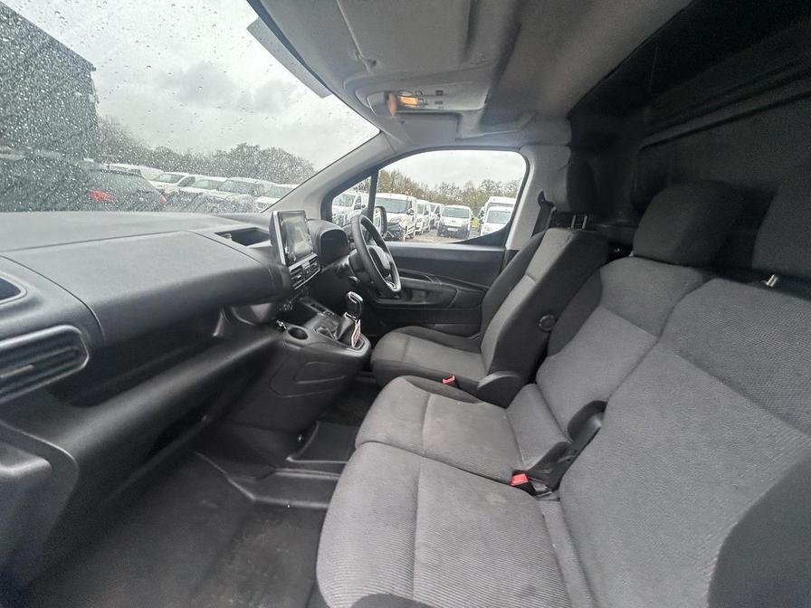 2021 Citroen Berlingo – Model: Berlingo 1000 Enterprise Blue HDi – KS21VUP