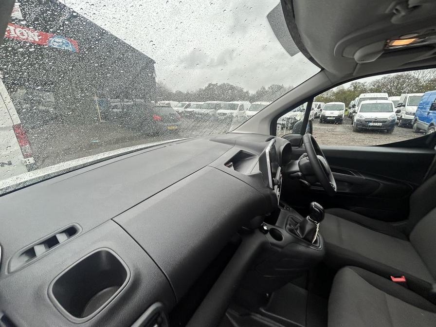 2021 Citroen Berlingo – Model: Berlingo 1000 Enterprise Blue HDi – KS21VUP