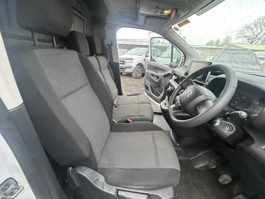 2021 Citroen Berlingo – Model: Berlingo 1000 Enterprise Blue HDi – KS21VUP