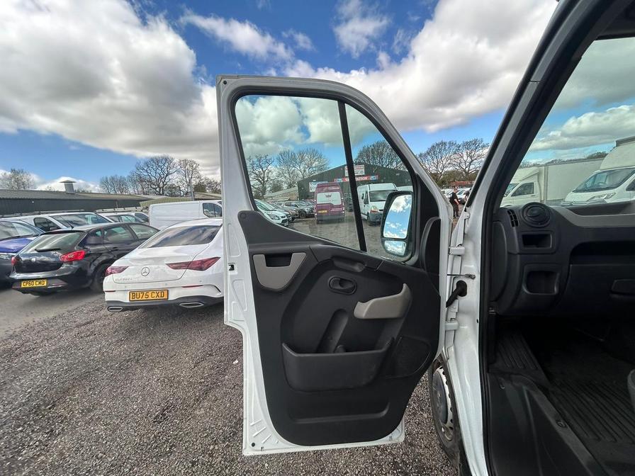 2017 Renault Master – Model: Master LL35 Business dCi – HN67DFY