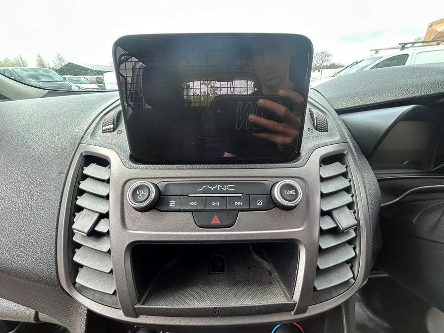 2019 Ford Transit Connect – Model: Transit Connect 230 Trend TDCi – VN69YSY