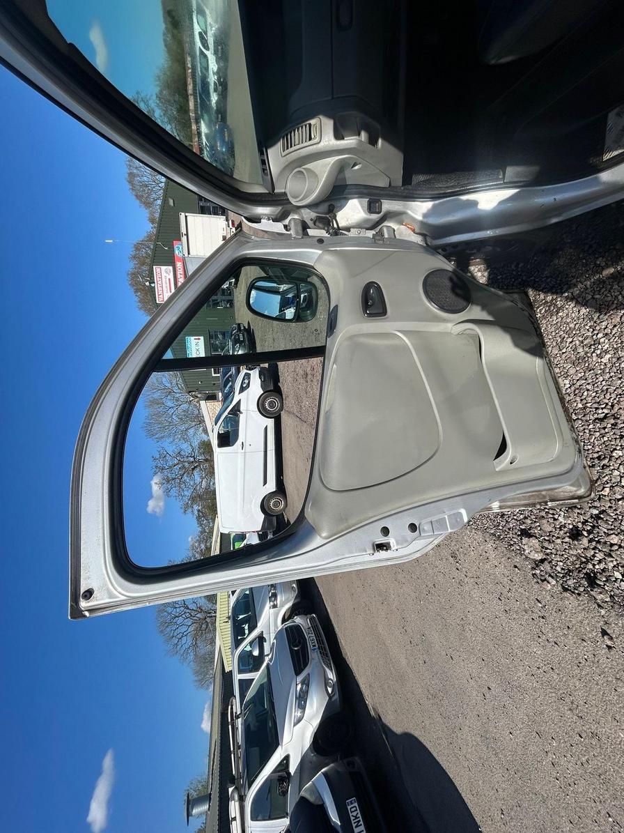 2014 Vauxhall Vivaro – Model: Vivaro 2900 CDTi LWB – HF14OCW