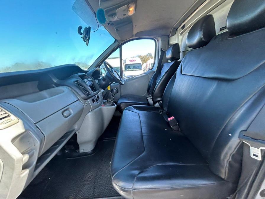 2014 Vauxhall Vivaro – Model: Vivaro 2900 CDTi LWB – HF14OCW