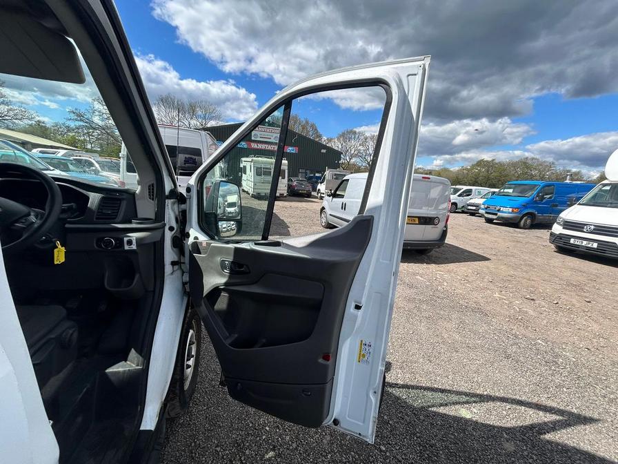 2020 Ford Transit – Model: Transit 350 Leader EcoBlue – YP70SJY