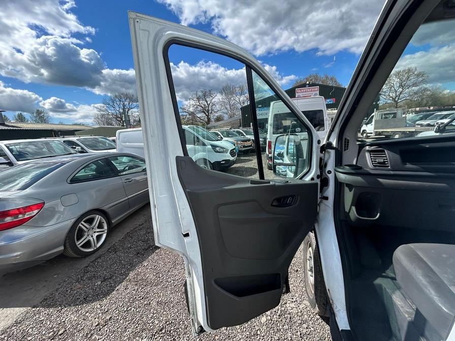 2020 Ford Transit – Model: Transit 350 Leader EcoBlue – YP70SJY