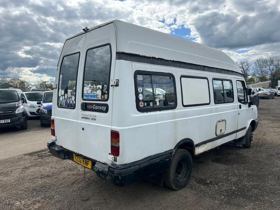 2001 LDV Convoy – Model: 400 Convoy D LWB – Y232KNF