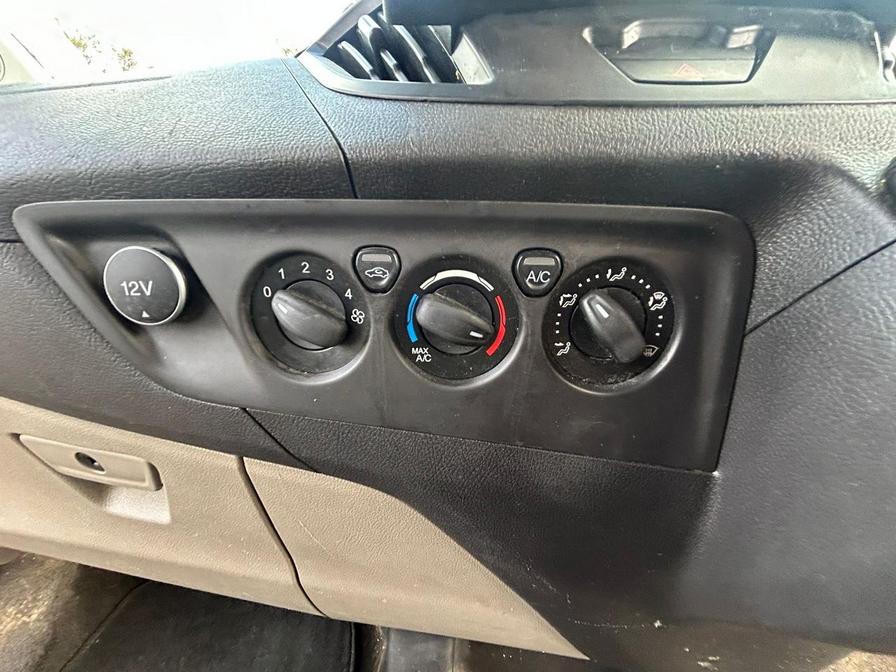 2017 Ford Transit Custom – Model: Transit Custom 310 Limited – VO17UVC