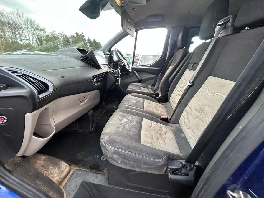 2017 Ford Transit Custom – Model: Transit Custom 310 Limited – VO17UVC