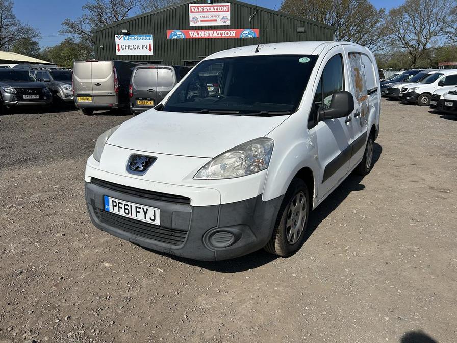 2011 Peugeot Partner – Model: Partner 750 SE HDi – PF61FYJ