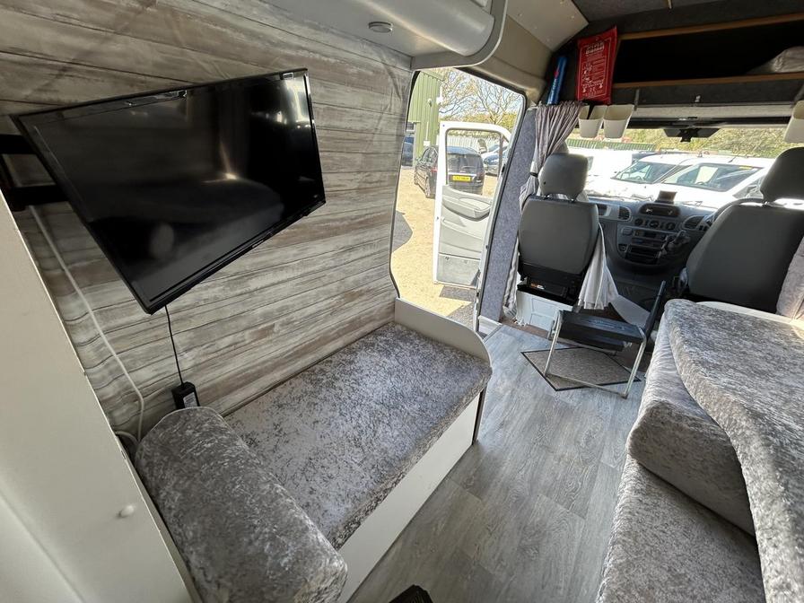 2003 Mercedes-Benz Sprinter – Model: Sprinter 311 CDi LWB – DE03DZX