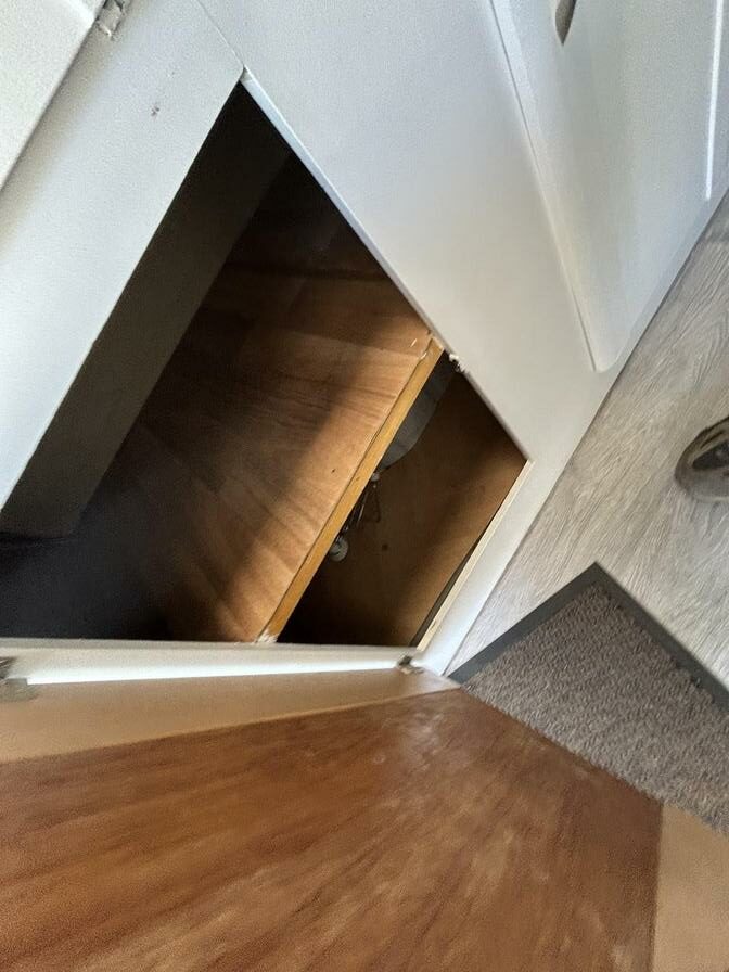 2003 Mercedes-Benz Sprinter – Model: Sprinter 311 CDi LWB – DE03DZX