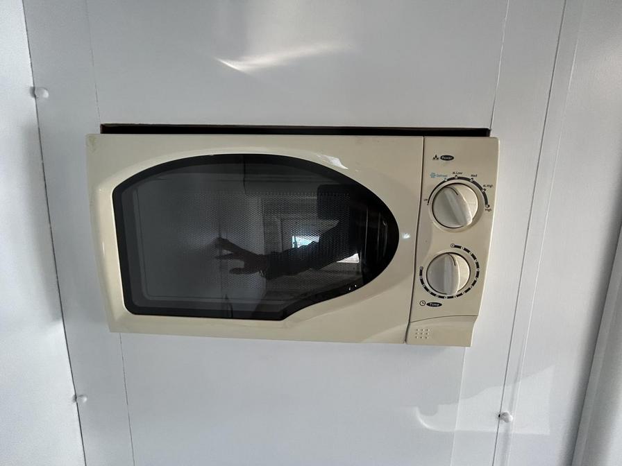 2003 Mercedes-Benz Sprinter – Model: Sprinter 311 CDi LWB – DE03DZX