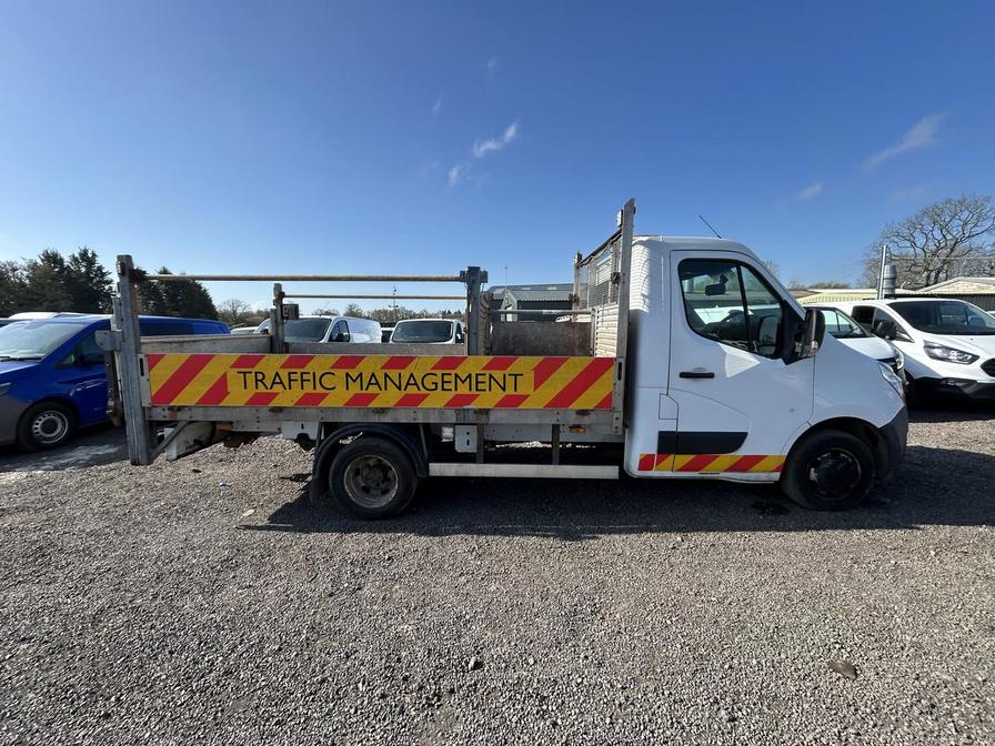 2016 Vauxhall Movano – Model: Movano R3500 L3H1 CDTi DRW – DX66VPY