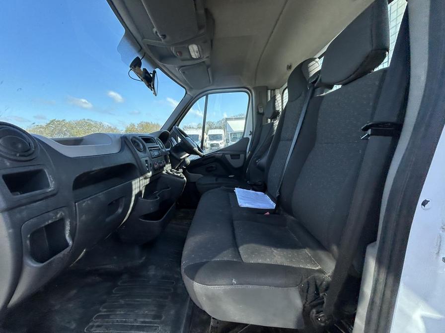 2016 Vauxhall Movano – Model: Movano R3500 L3H1 CDTi DRW – DX66VPY