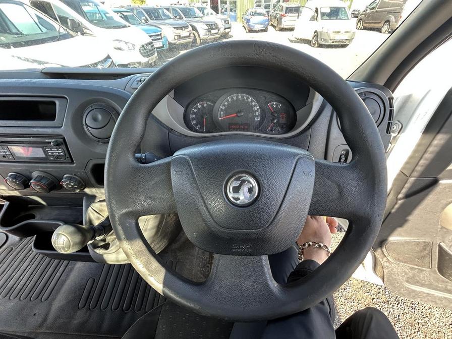 2016 Vauxhall Movano – Model: Movano R3500 L3H1 CDTi DRW – DX66VPY