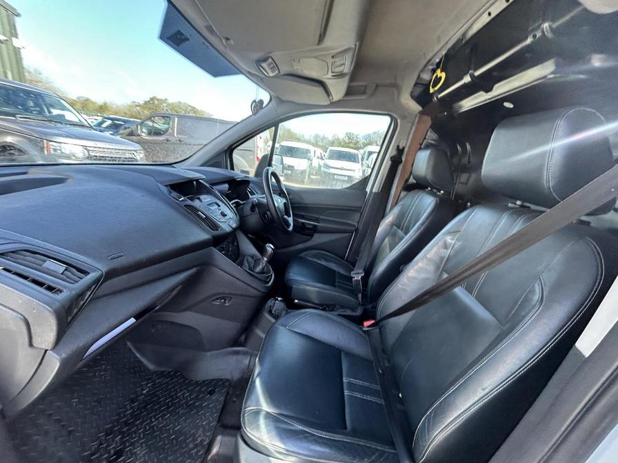 2017 Ford Transit Connect – Model: Transit Connect 200 – BN67HDA