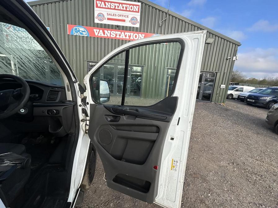 2019 Ford Transit Custom – Model: Transit Custom 300 Base – EA19HLR