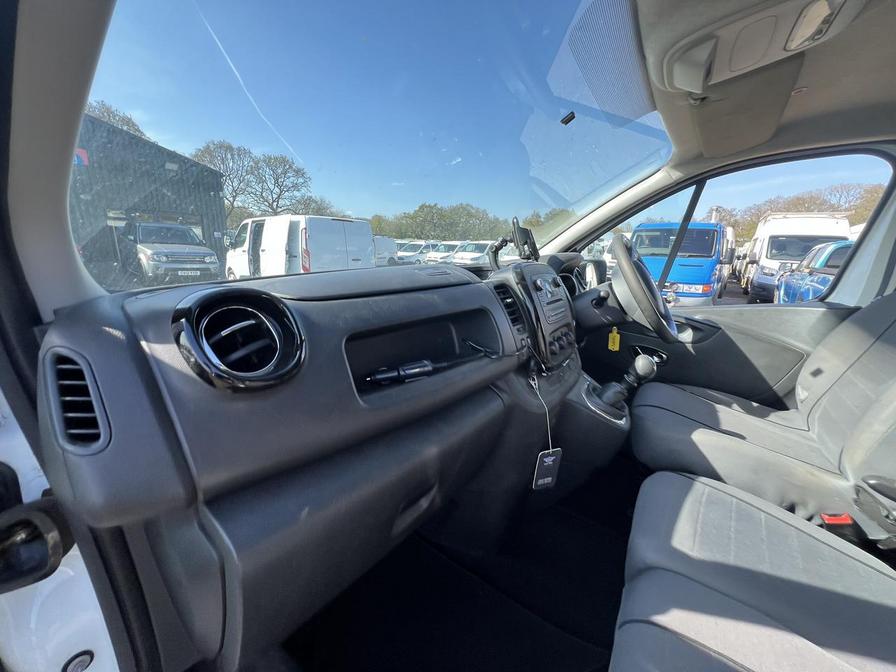 2017 Vauxhall Vivaro – Model: Vivaro  2900 Sportive CDTi – DY67EPU