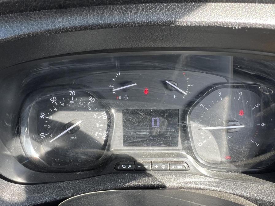 2021 Vauxhall Vivaro – Model: Vivaro 2900 Dynamic S/S – VO21XNT