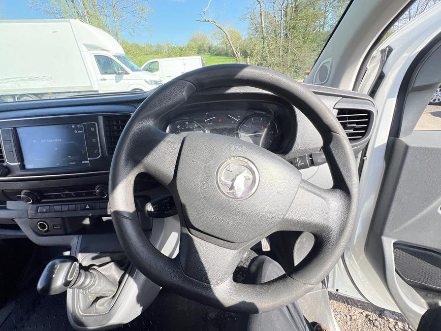 2021 Vauxhall Vivaro – Model: Vivaro 2900 Dynamic S/S – VO21XNT
