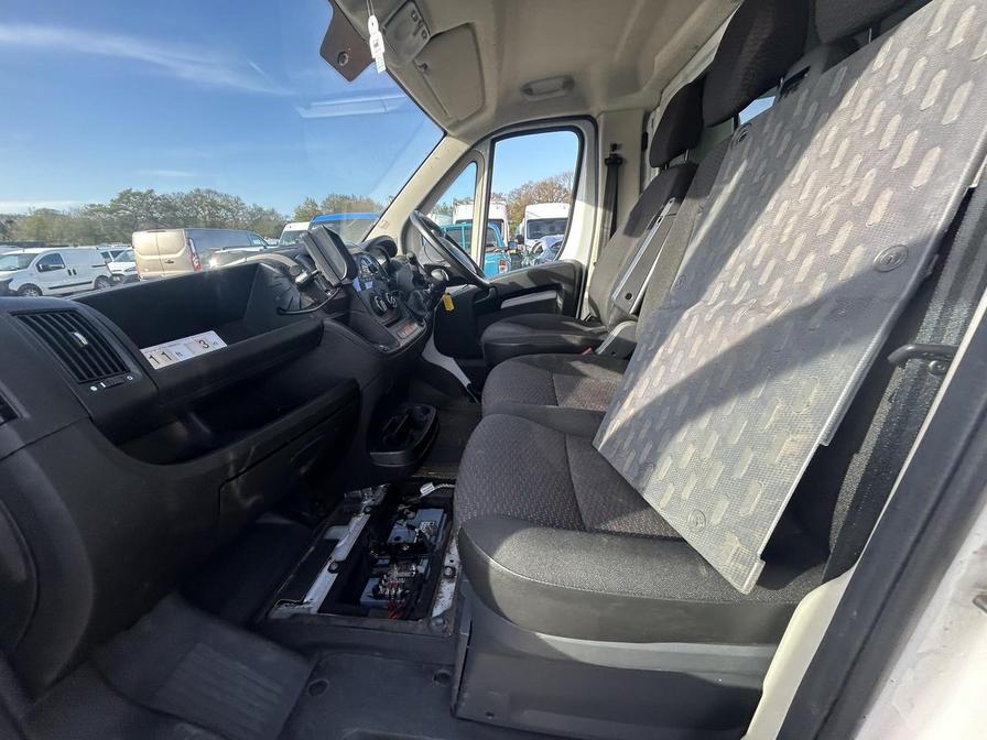 2023 Peugeot Boxer – Model: Boxer 335 L3 Blue HDi – RF72GHD