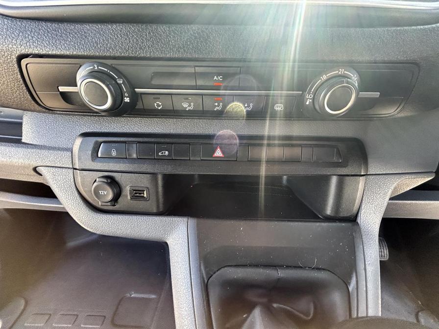 2023 Vauxhall Vivaro – Model: Vivaro F2900 Dynamic S/S – VK72RNV