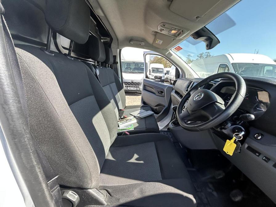2023 Vauxhall Vivaro – Model: Vivaro F2900 Dynamic S/S – VK72RNV