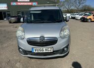 2016 Vauxhall Combo – Model: Combo 2000 L1H1 CDTi S/S Sport – VU66XGZ