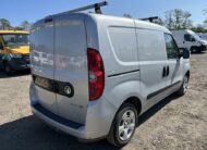 2016 Vauxhall Combo – Model: Combo 2000 L1H1 CDTi S/S Sport – VU66XGZ
