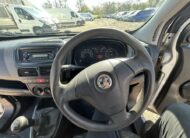 2016 Vauxhall Combo – Model: Combo 2000 L1H1 CDTi S/S Sport – VU66XGZ