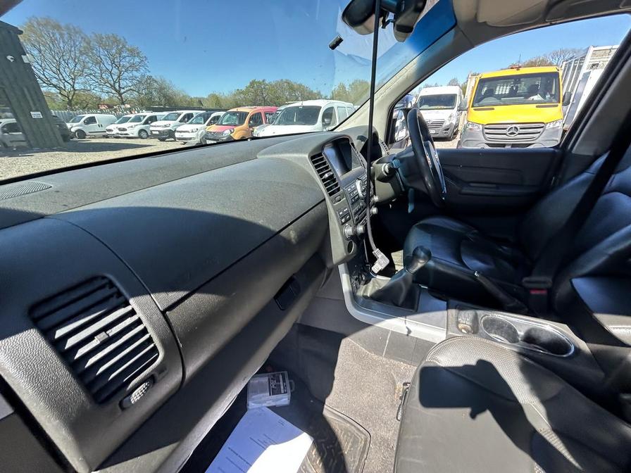 2015 Nissan Navara – Model: Navara Tekna dCi – WG64YRN