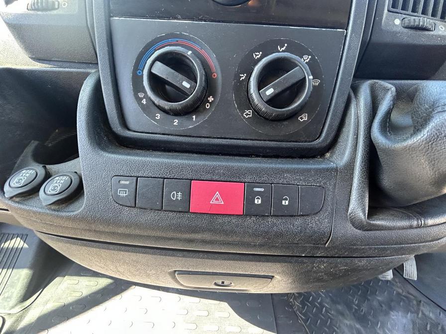 2014 Peugeot Boxer – Model: Boxer 335 L2H2 HDi – CE14YZK