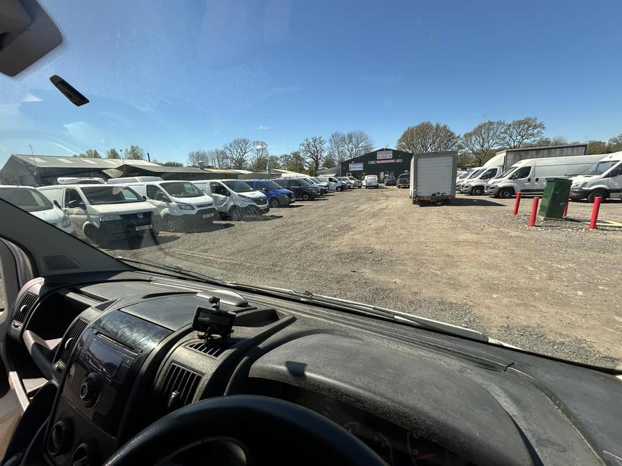 2014 Peugeot Boxer – Model: Boxer 335 L2H2 HDi – CE14YZK