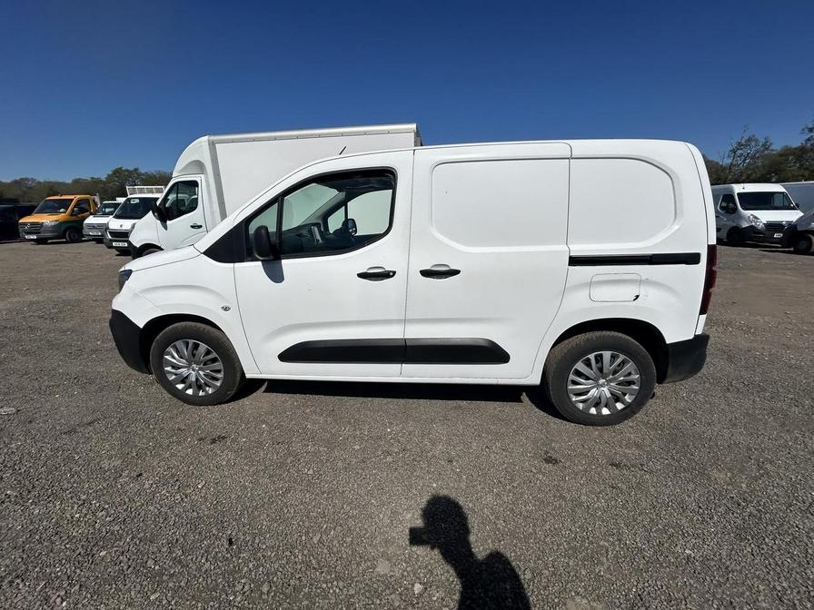 2019 Peugeot Partner – Model: Partner Professional L1 Blue HDi – LM69EUP