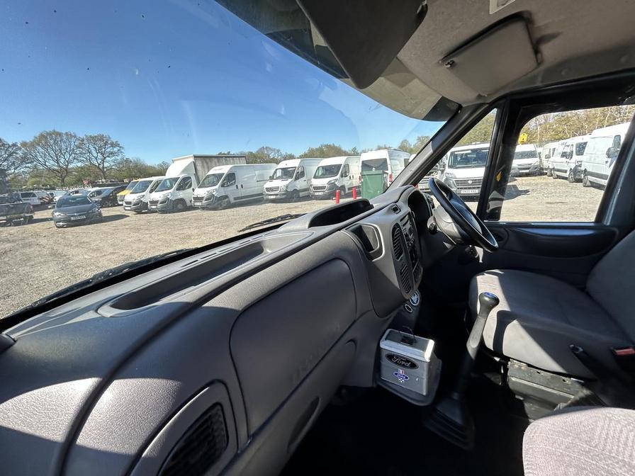 2001 Ford Transit – Model: Transit 260 SWB TD – Y477FEX