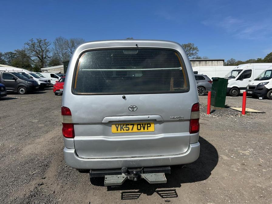 2007 Toyota HIAce – Model: Hiace 280 D-4D 95 SWB – YK57OVP