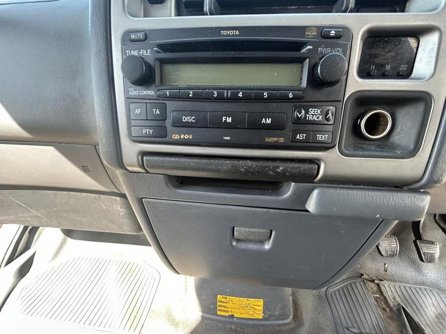 2007 Toyota HIAce – Model: Hiace 280 D-4D 95 SWB – YK57OVP